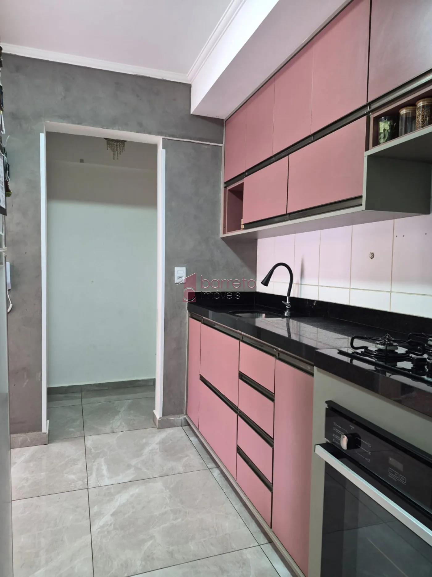 APARTAMENTO COM 02 QUARTOS E SUÍTE À VENDA NO CONDOMÍNIO APUÃ NA VILA JUNDIAINÓPOLIS EM JUNDIAÍ/SP