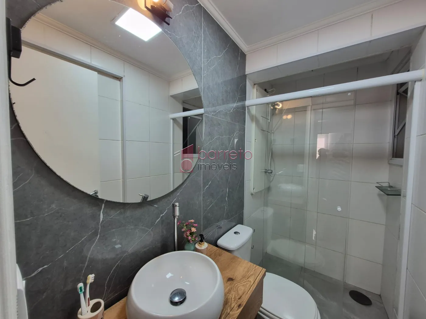 APARTAMENTO COM 02 QUARTOS E SUÍTE À VENDA NO CONDOMÍNIO APUÃ NA VILA JUNDIAINÓPOLIS EM JUNDIAÍ/SP