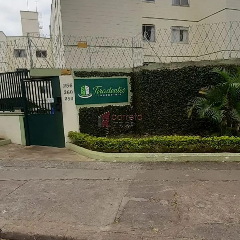 APARTAMENTO À VENDA NO CONDOMÍNIO TIRADENTES – VILA RIO BRANCO – JUNDIAÍ/SP