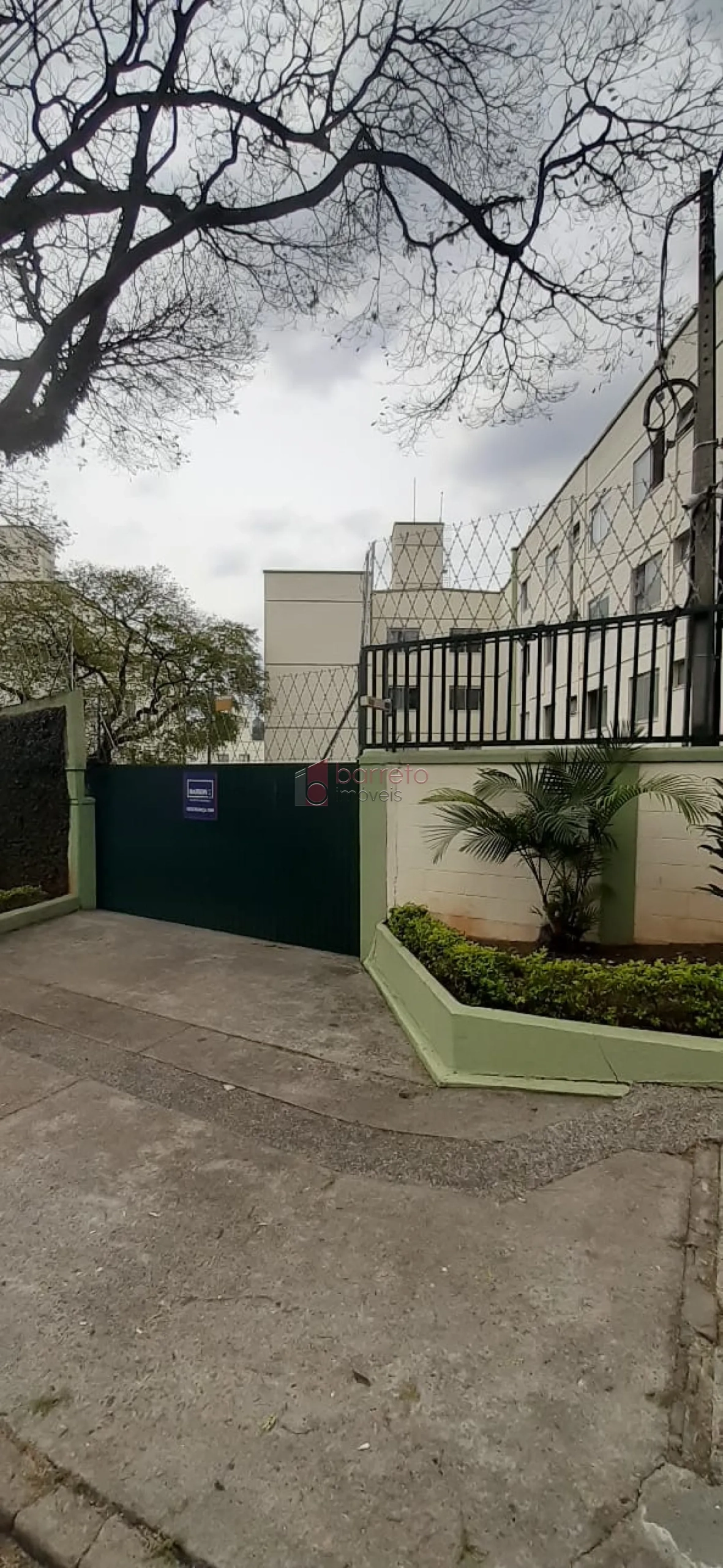 APARTAMENTO À VENDA NO CONDOMÍNIO TIRADENTES – VILA RIO BRANCO – JUNDIAÍ/SP