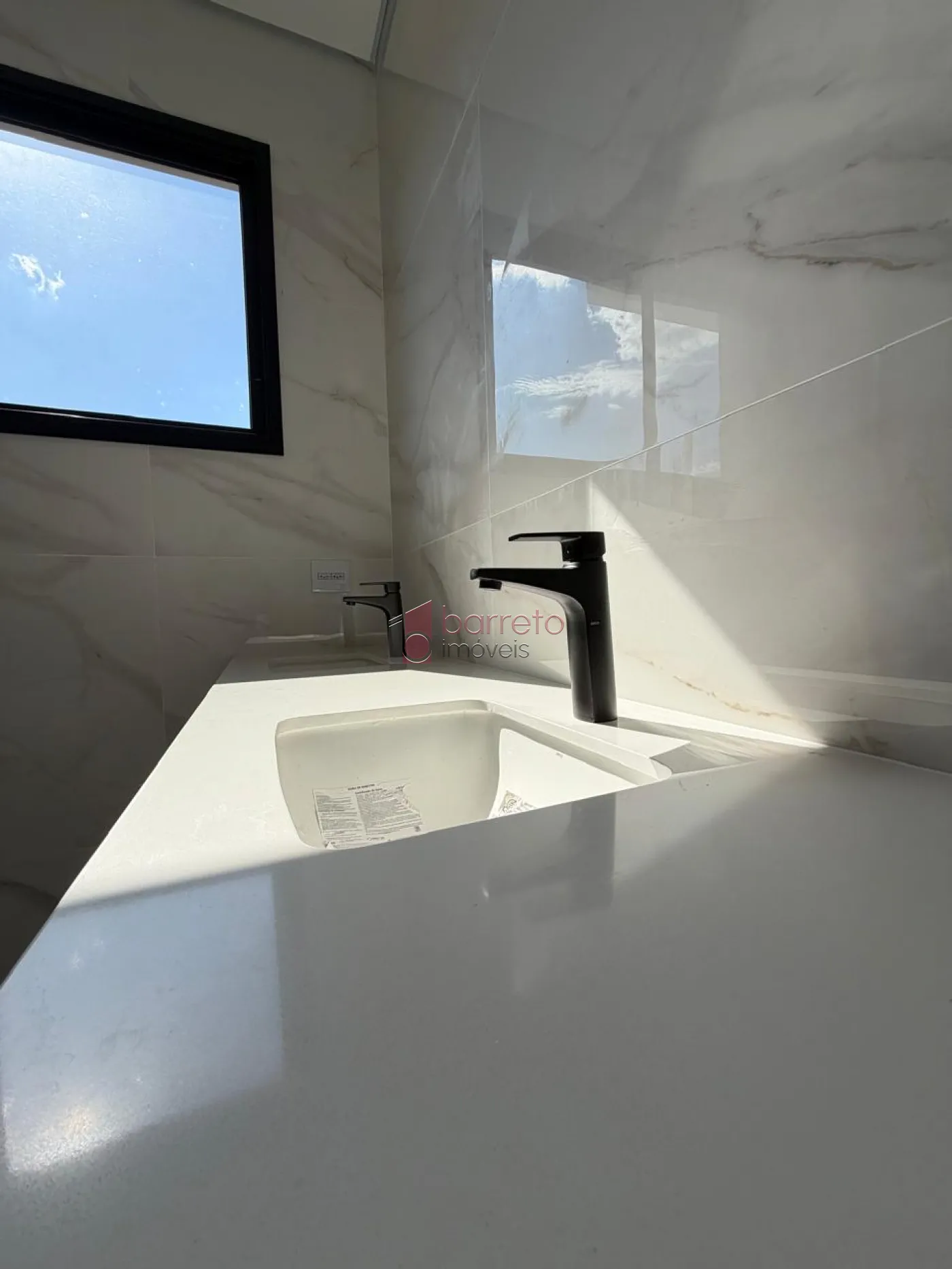 CASA SOBRADO COM 03 SUÍTES À VENDA NO CONDOMÍNIO RESERVA MARAJOARA – JUNDIAÍ/SP