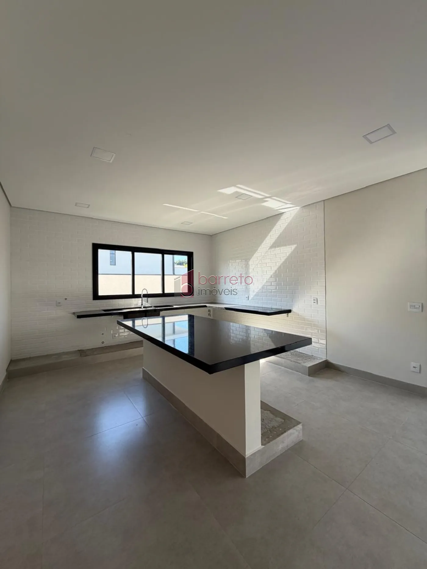 CASA SOBRADO COM 03 SUÍTES À VENDA NO CONDOMÍNIO RESERVA MARAJOARA – JUNDIAÍ/SP