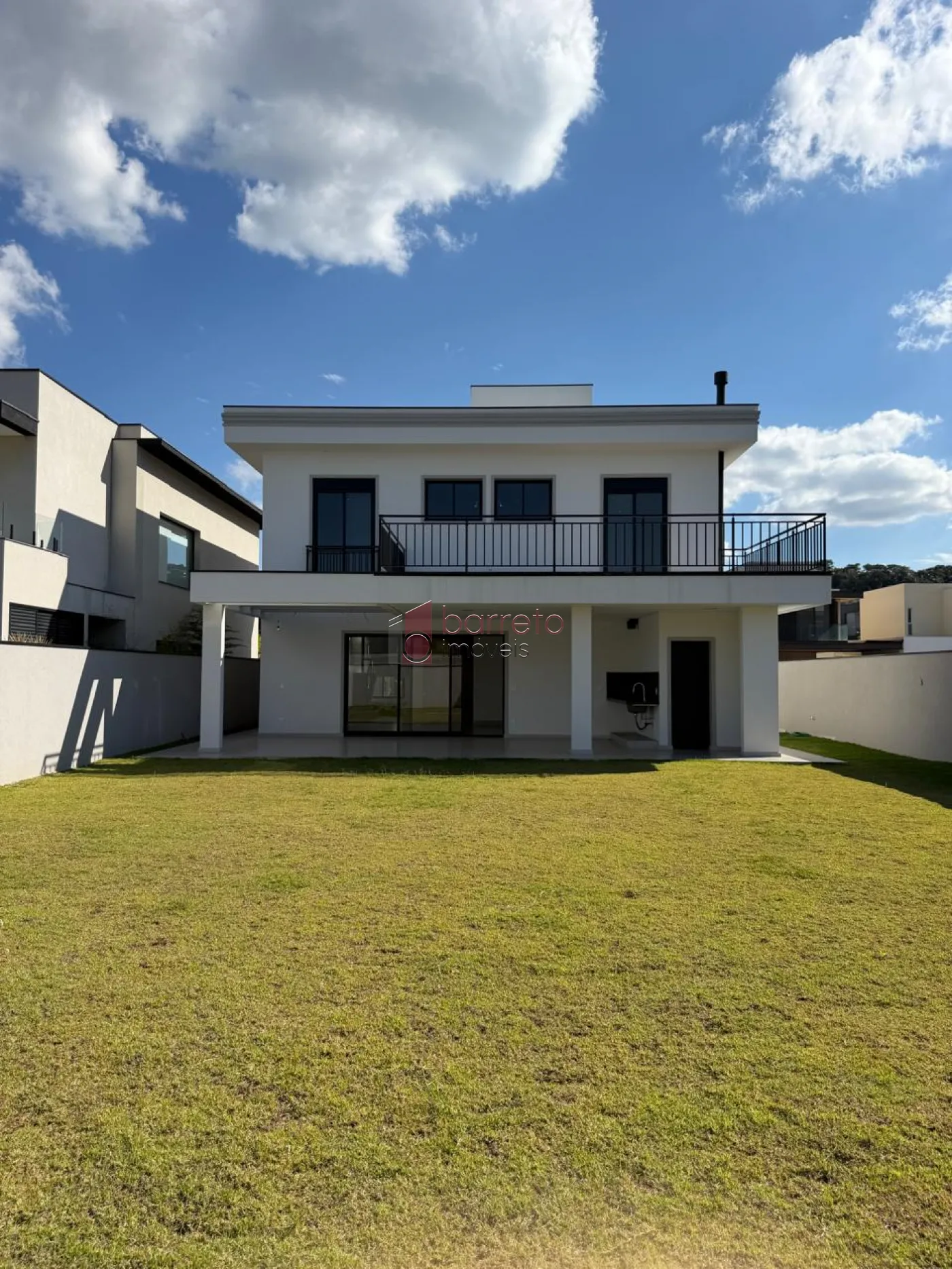 CASA SOBRADO COM 03 SUÍTES À VENDA NO CONDOMÍNIO RESERVA MARAJOARA – JUNDIAÍ/SP