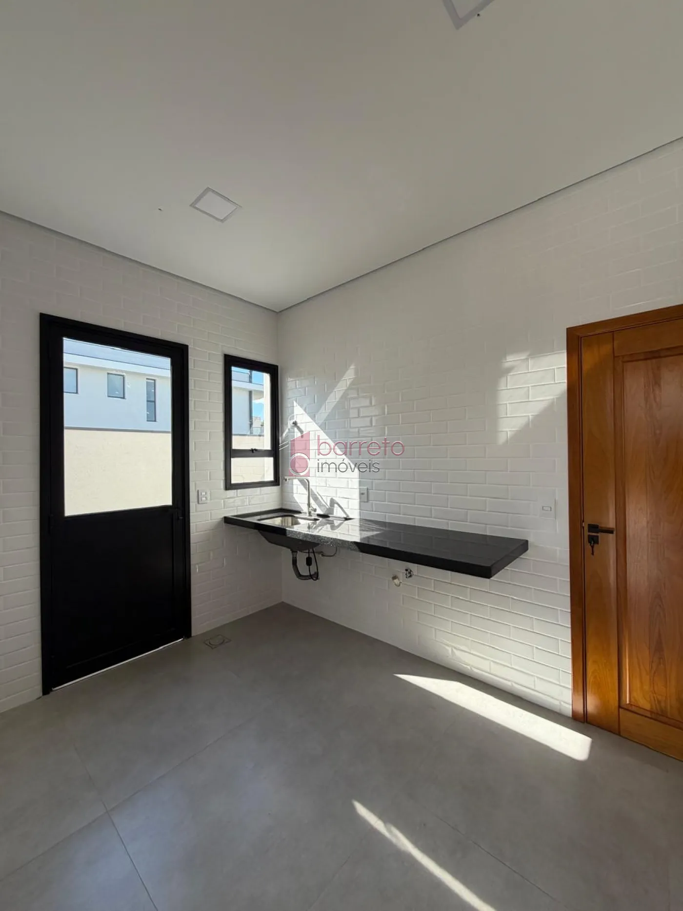CASA SOBRADO COM 03 SUÍTES À VENDA NO CONDOMÍNIO RESERVA MARAJOARA – JUNDIAÍ/SP