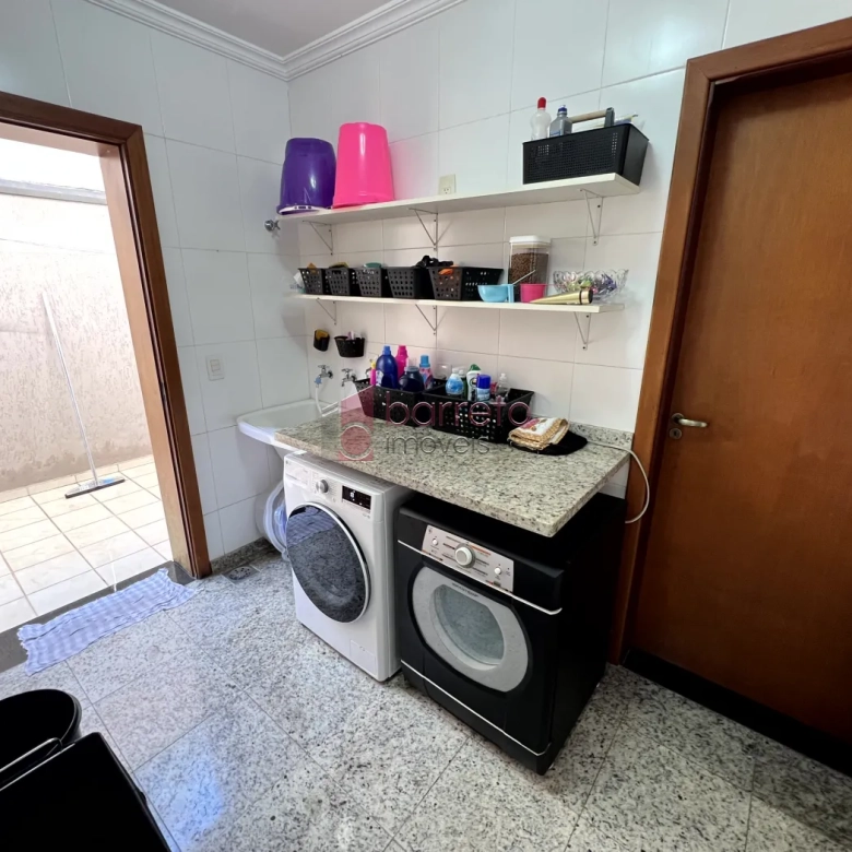 CASA À VENDA NO CONDOMÍNIO PORTAL DO PARAÍSO 2 EM JUNDIAÍ/SP
