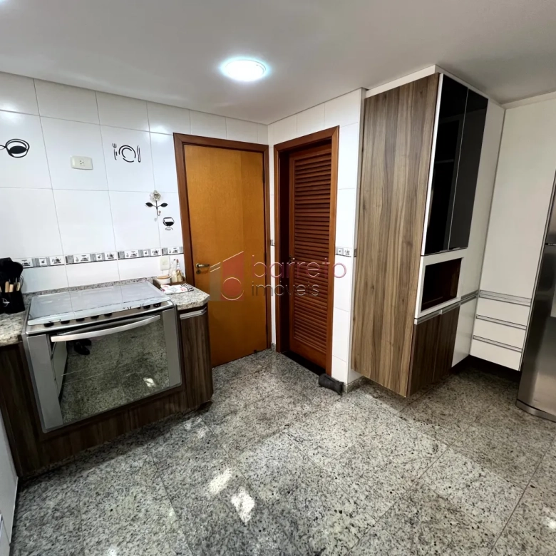 CASA À VENDA NO CONDOMÍNIO PORTAL DO PARAÍSO 2 EM JUNDIAÍ/SP