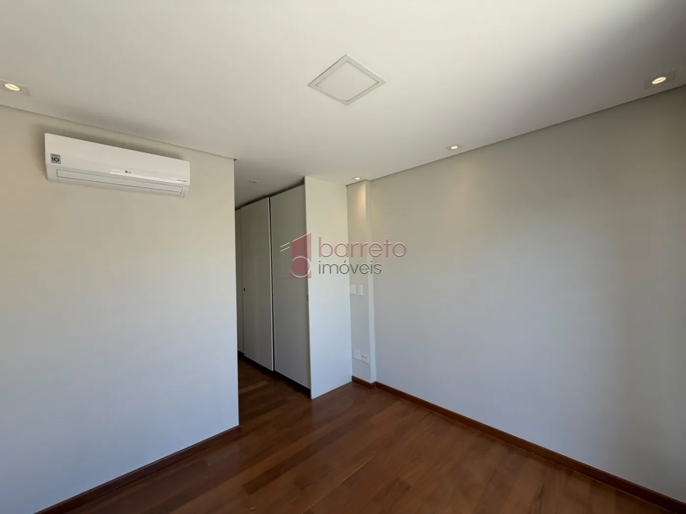 CASA SOBRADO DE ALTO PADRÃO COM 03 SUÍTES À VENDA NO CONDOMÍNIO VEDUTA ROSSA – JUNDIAÍ/SP