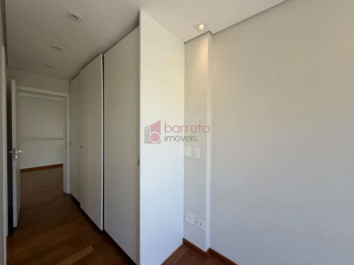 CASA SOBRADO DE ALTO PADRÃO COM 03 SUÍTES À VENDA NO CONDOMÍNIO VEDUTA ROSSA – JUNDIAÍ/SP