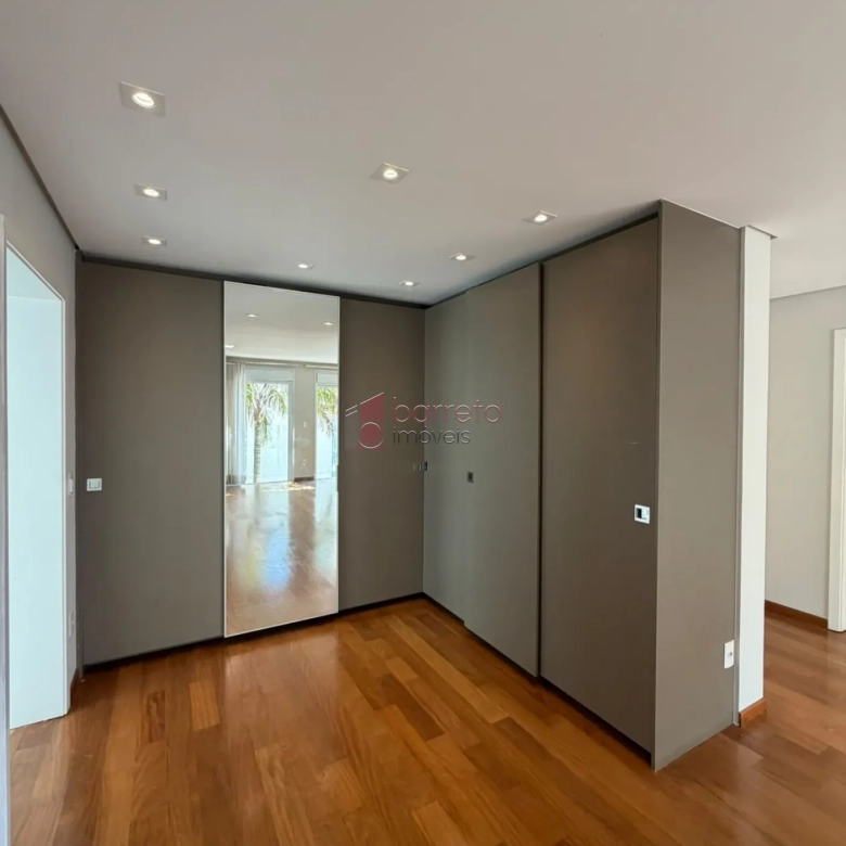 CASA SOBRADO DE ALTO PADRÃO COM 03 SUÍTES À VENDA NO CONDOMÍNIO VEDUTA ROSSA – JUNDIAÍ/SP