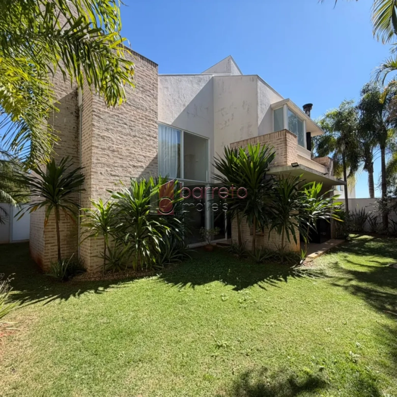 CASA SOBRADO DE ALTO PADRÃO COM 03 SUÍTES À VENDA NO CONDOMÍNIO VEDUTA ROSSA – JUNDIAÍ/SP