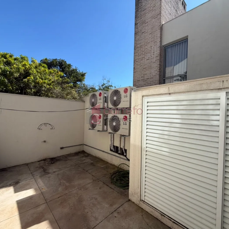 CASA SOBRADO DE ALTO PADRÃO COM 03 SUÍTES À VENDA NO CONDOMÍNIO VEDUTA ROSSA – JUNDIAÍ/SP