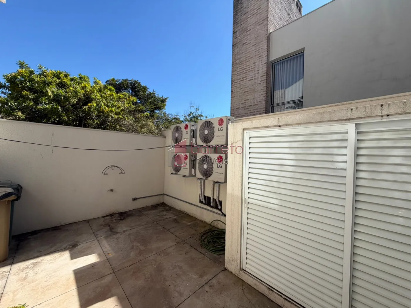 CASA SOBRADO DE ALTO PADRÃO COM 03 SUÍTES À VENDA NO CONDOMÍNIO VEDUTA ROSSA – JUNDIAÍ/SP