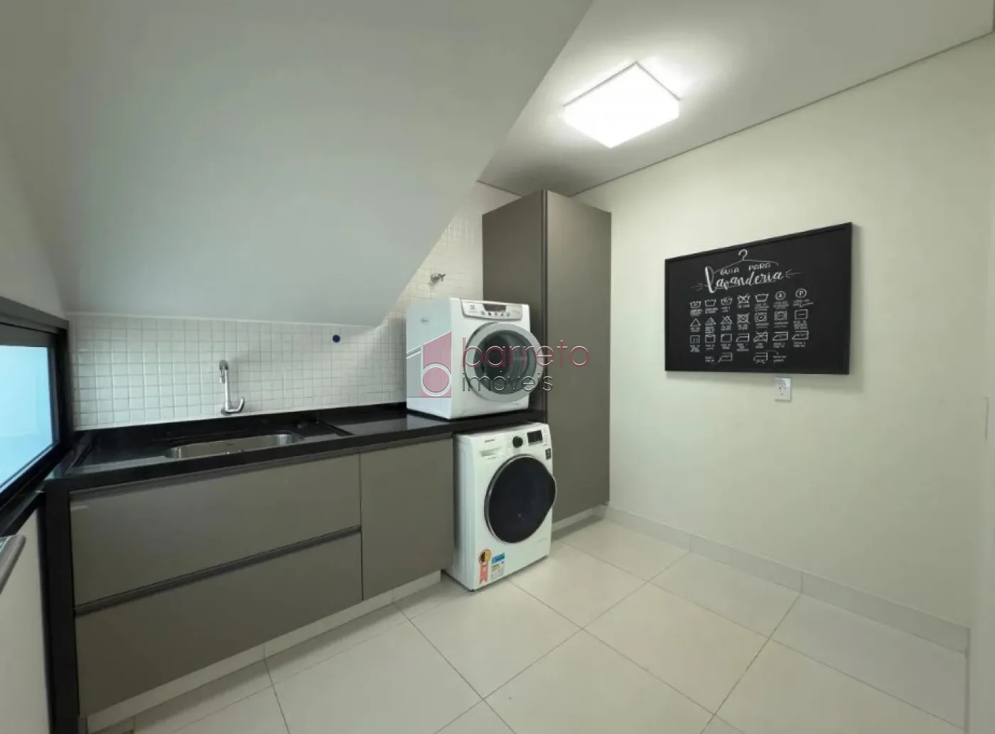 CASA MOBILIADA À VENDA NO CONDOMÍNIO RESIDENCIAL VEDUTA BLU EM JUNDIAÍ/SP