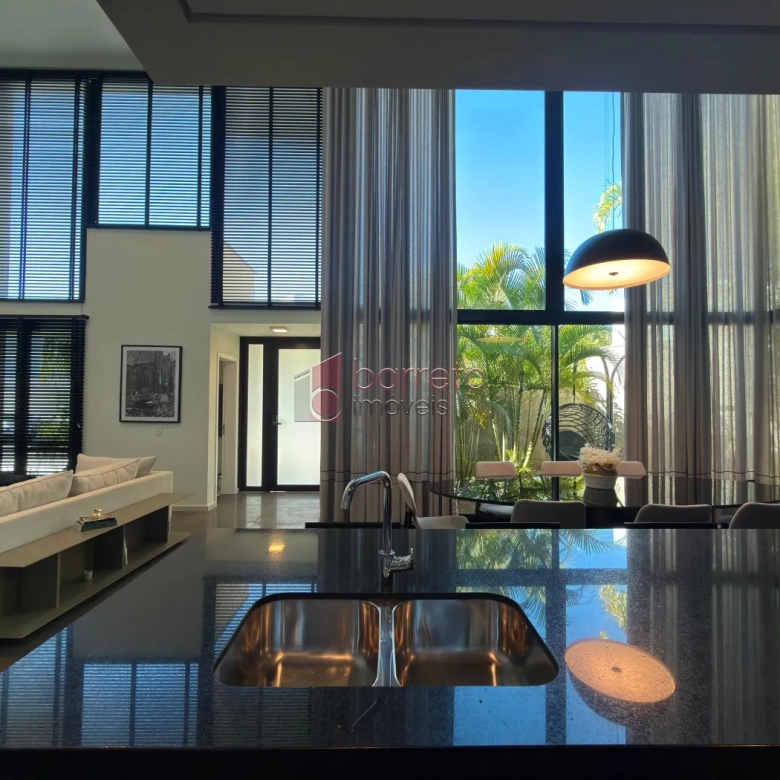 CASA MOBILIADA À VENDA NO CONDOMÍNIO RESIDENCIAL VEDUTA BLU EM JUNDIAÍ/SP