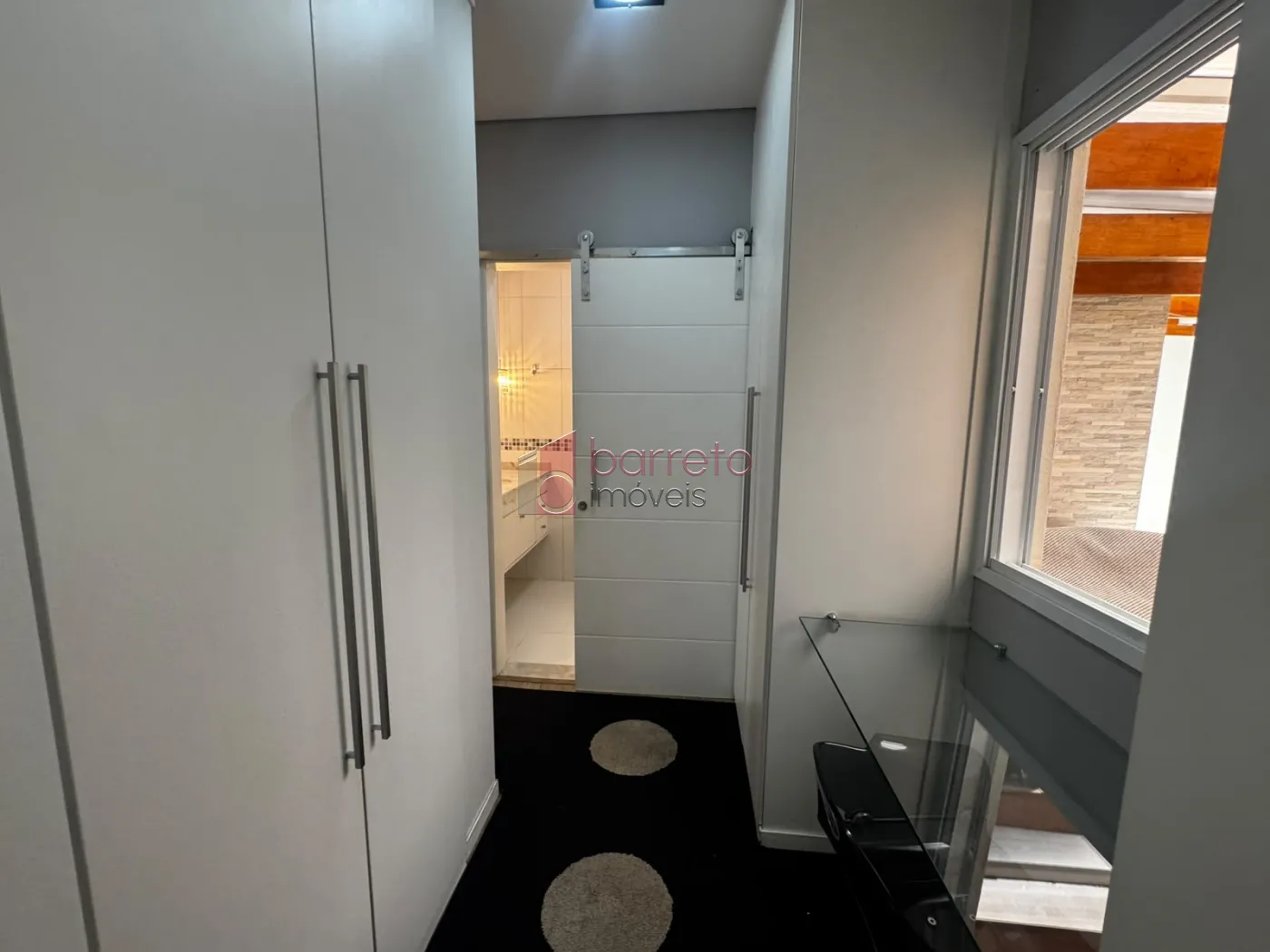 CASA TÉRREA SEMI-MOBILIADA PARA LOCAÇÃO E VENDA NO CONDOMÍNIO VILLAGE MEDEIROS – JUNDIAÍ/SP