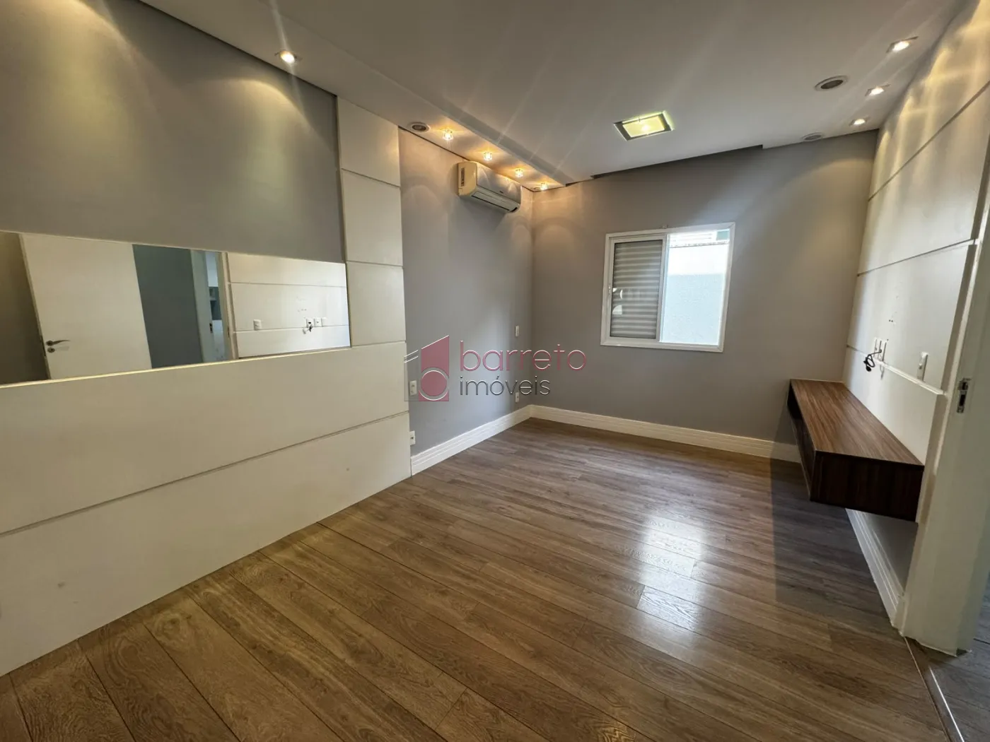CASA TÉRREA SEMI-MOBILIADA PARA LOCAÇÃO E VENDA NO CONDOMÍNIO VILLAGE MEDEIROS – JUNDIAÍ/SP