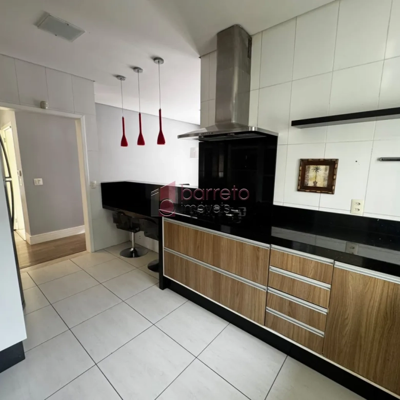 CASA TÉRREA SEMI-MOBILIADA PARA LOCAÇÃO E VENDA NO CONDOMÍNIO VILLAGE MEDEIROS – JUNDIAÍ/SP