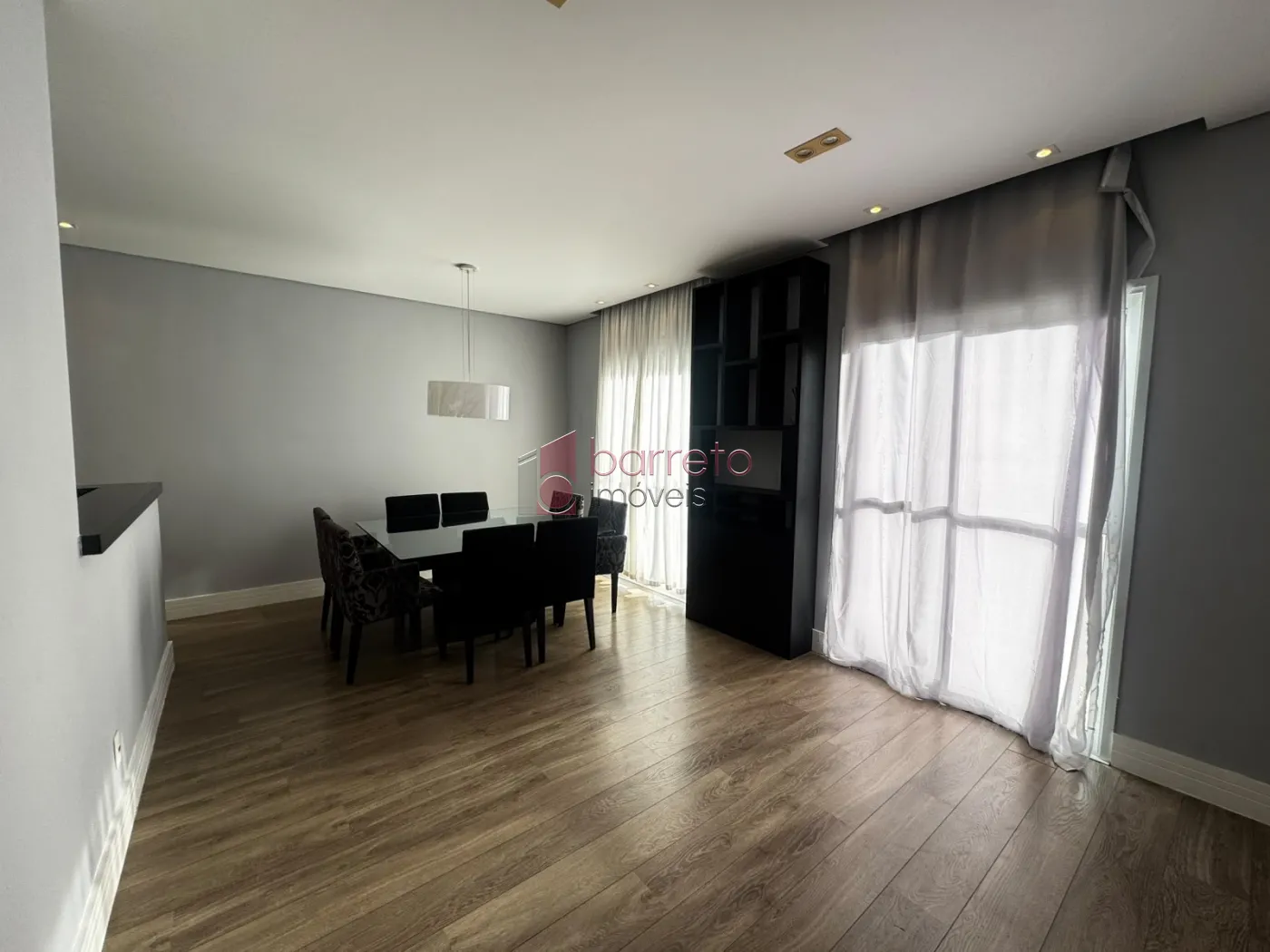 CASA TÉRREA SEMI-MOBILIADA PARA LOCAÇÃO E VENDA NO CONDOMÍNIO VILLAGE MEDEIROS – JUNDIAÍ/SP