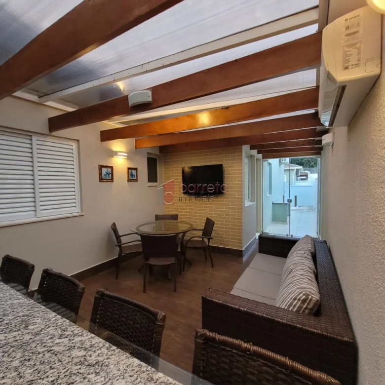 CASA TÉRREA SEMI-MOBILIADA PARA LOCAÇÃO E VENDA NO CONDOMÍNIO VILLAGE MEDEIROS – JUNDIAÍ/SP