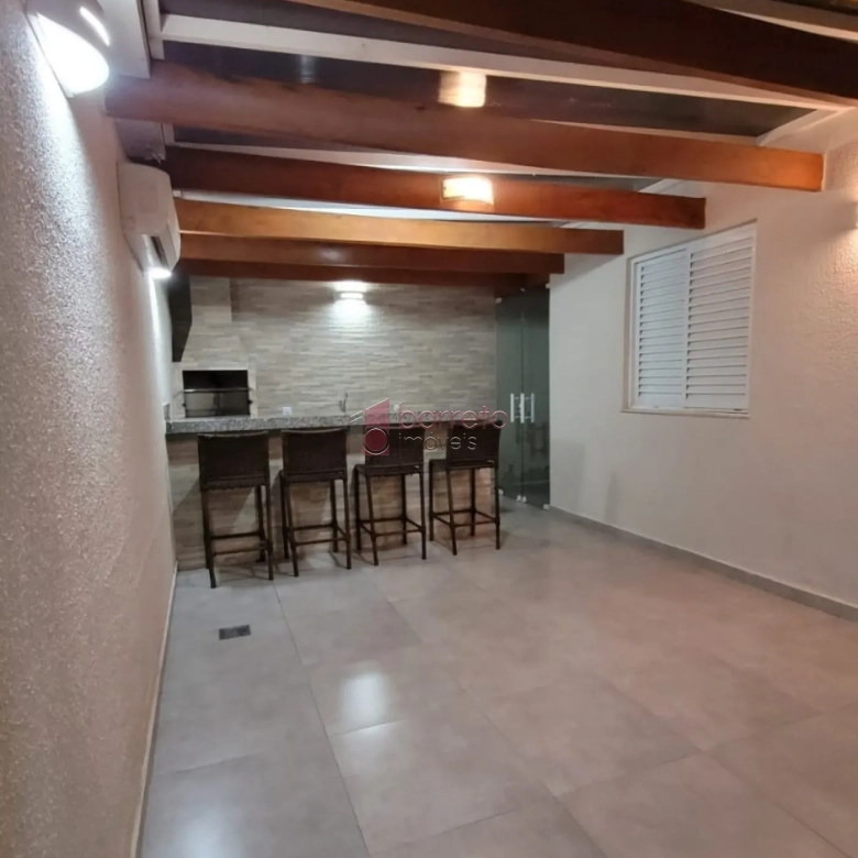 CASA TÉRREA SEMI-MOBILIADA PARA LOCAÇÃO E VENDA NO CONDOMÍNIO VILLAGE MEDEIROS – JUNDIAÍ/SP