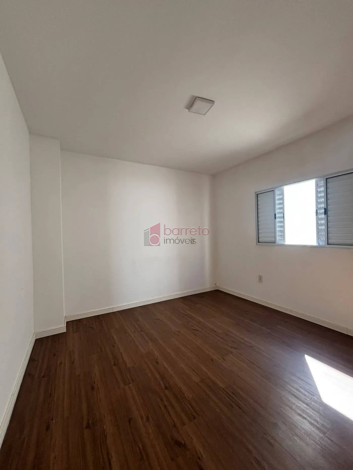 CASA À VENDA NO CONDOMÍNIO RESIDENCIAL DONA NINA – JARDIM TULIPAS – JUNDIAÍ/SP