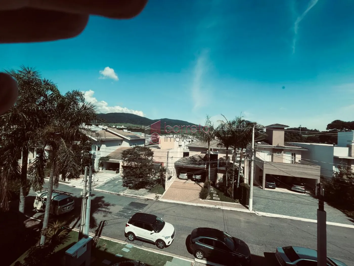SOBRADO À VENDA NO CONDOMÍNIO VILLAGE DAS FLORES EM JUNDIAÍ/SP