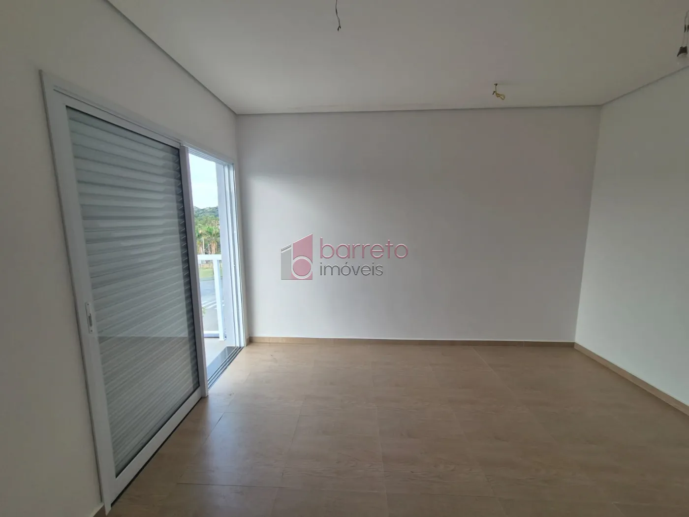 CASA RECÉM CONSTRUÍDA À VENDA NO CONDOMÍNIO BRISAS DA MATA EM JUNDIAÍ/SP
