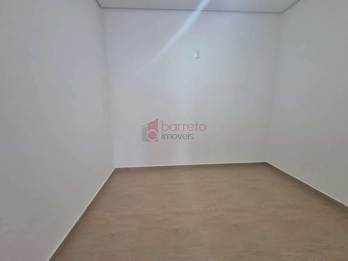 CASA RECÉM CONSTRUÍDA À VENDA NO CONDOMÍNIO BRISAS DA MATA EM JUNDIAÍ/SP