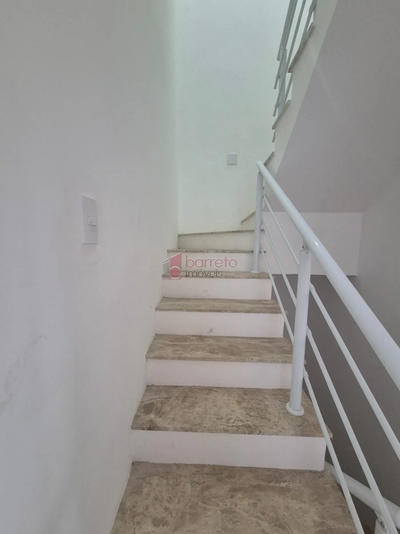 CASA RECÉM CONSTRUÍDA À VENDA NO CONDOMÍNIO BRISAS DA MATA EM JUNDIAÍ/SP