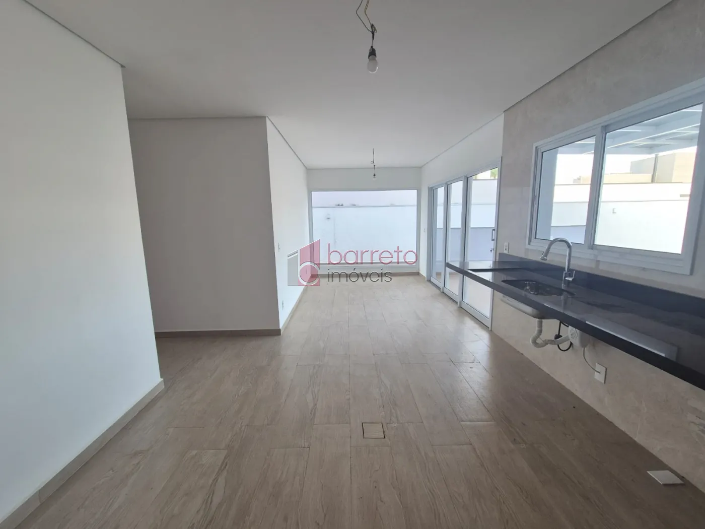CASA RECÉM CONSTRUÍDA À VENDA NO CONDOMÍNIO BRISAS DA MATA EM JUNDIAÍ/SP