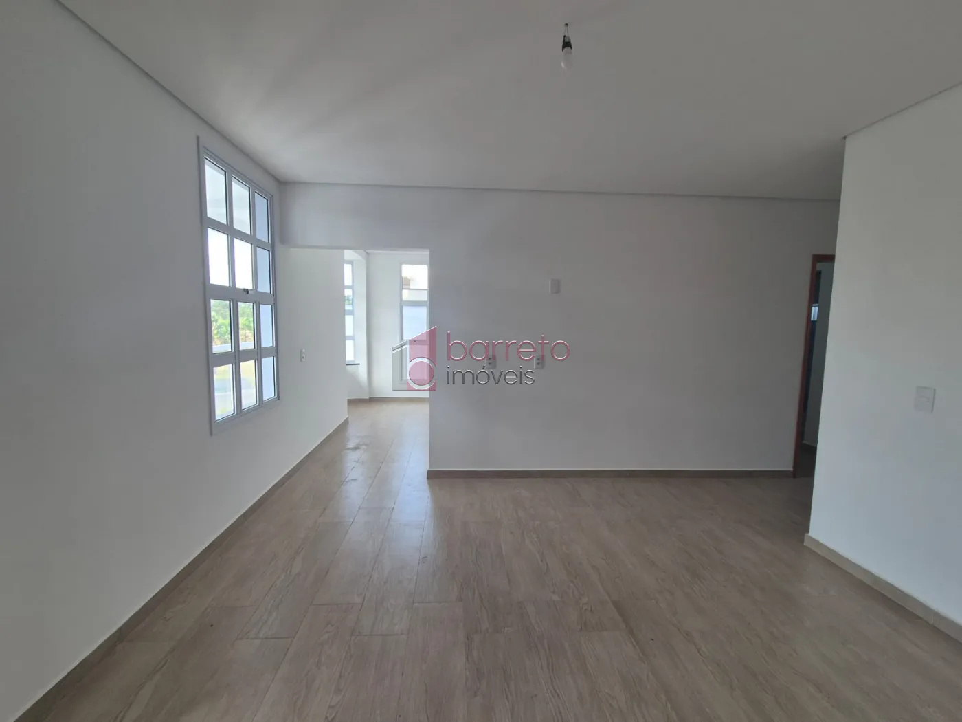 CASA RECÉM CONSTRUÍDA À VENDA NO CONDOMÍNIO BRISAS DA MATA EM JUNDIAÍ/SP