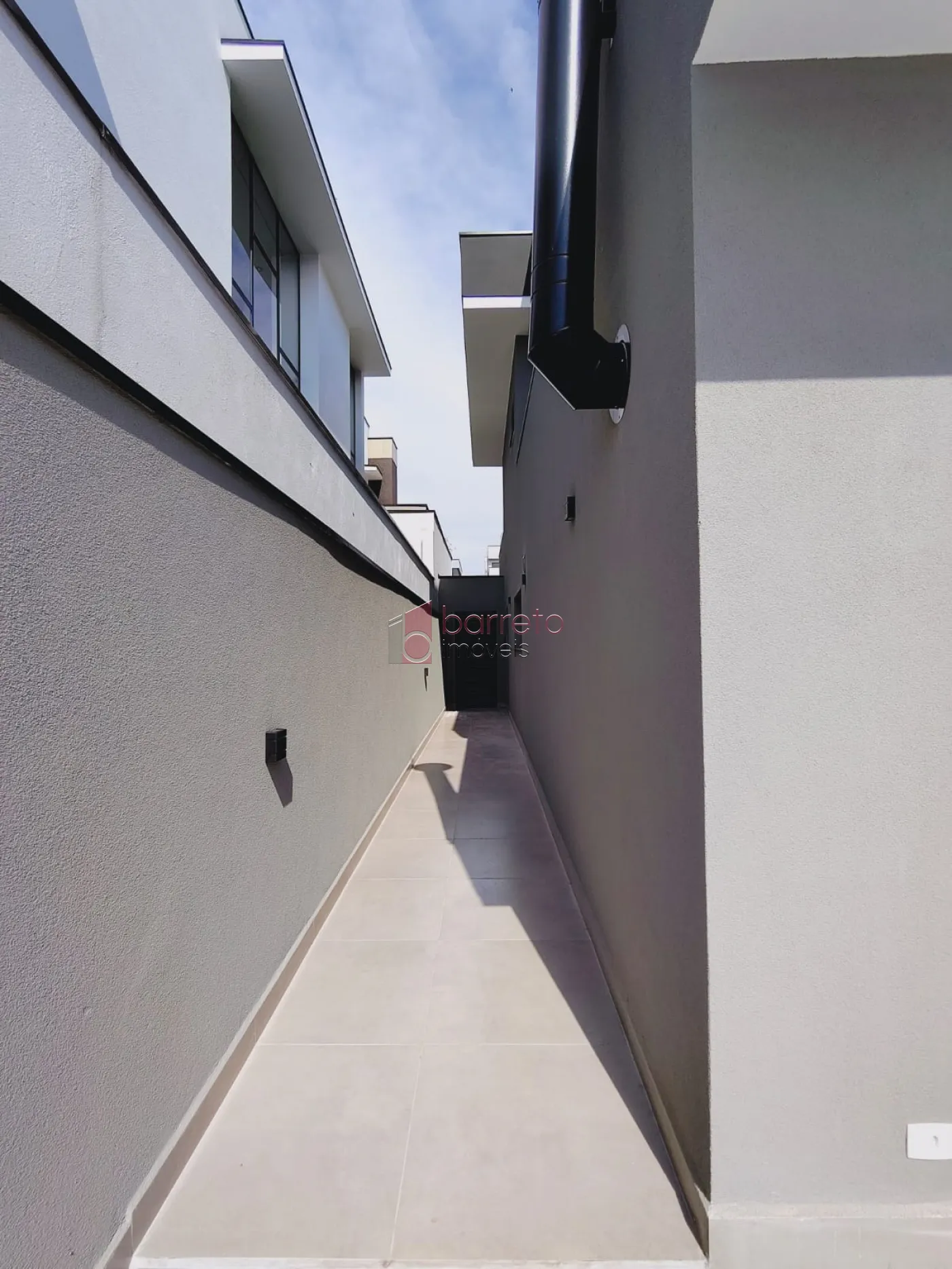 CASA À VENDA NO CONDOMÍNIO BRISAS DO LAGO – JUNDIAÍ/SP