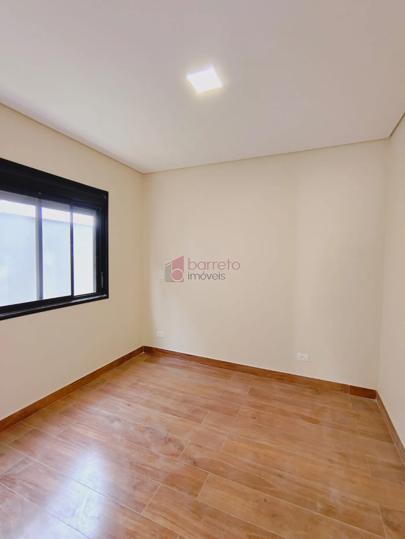 CASA À VENDA NO CONDOMÍNIO BRISAS DO LAGO – JUNDIAÍ/SP