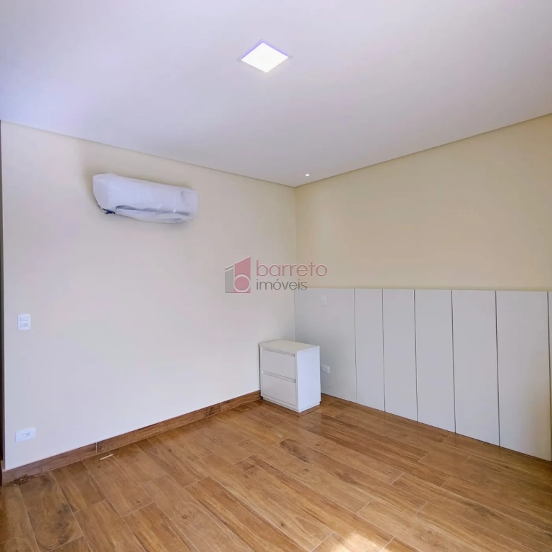 CASA À VENDA NO CONDOMÍNIO BRISAS DO LAGO – JUNDIAÍ/SP