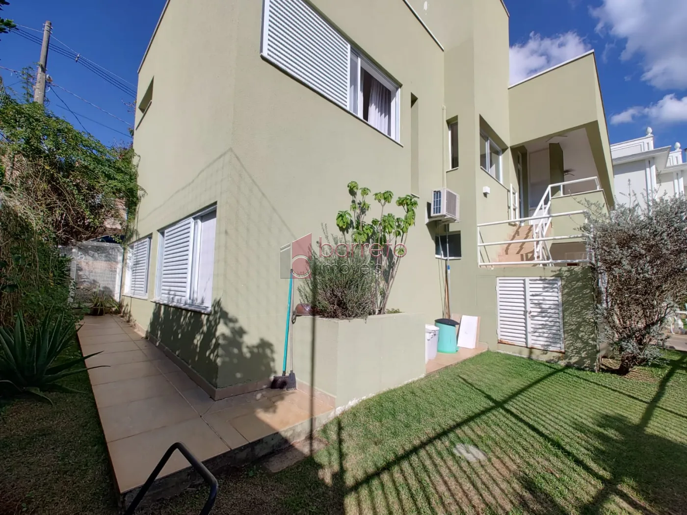 CASA À VENDA NO CONDOMÍNIO QUINTAS DO LAGO – JARDIM NOVO MUNDO – JUNDIAÍ/SP