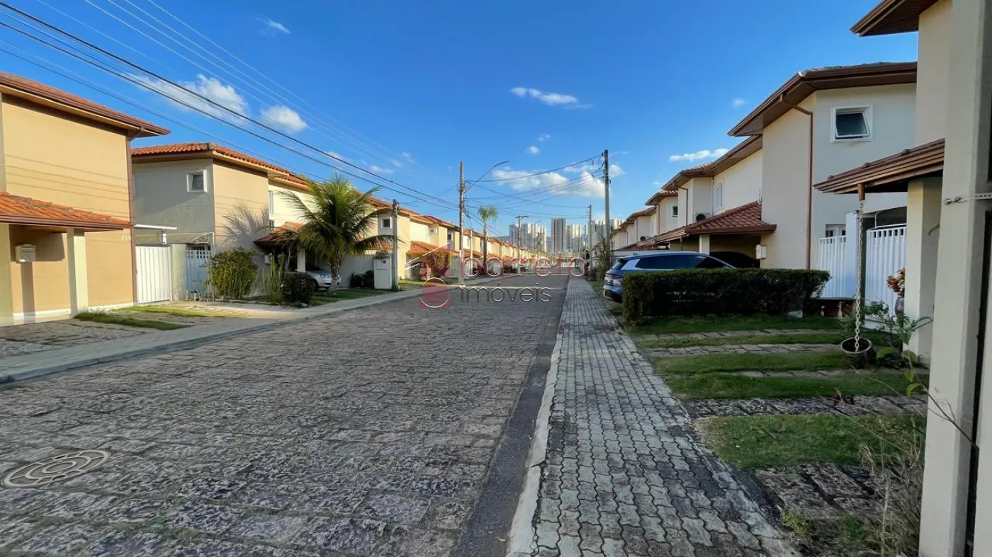 CASA À VENDA NO CONDOMÍNIO RESIDENCIAL DAS PALMEIRAS EM JUNDIAÍ/SP