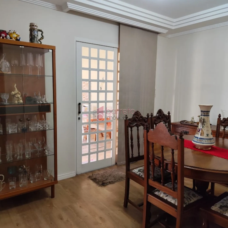 CASA À VENDA NO CONDOMÍNIO RESIDENCIAL DAS PALMEIRAS EM JUNDIAÍ/SP