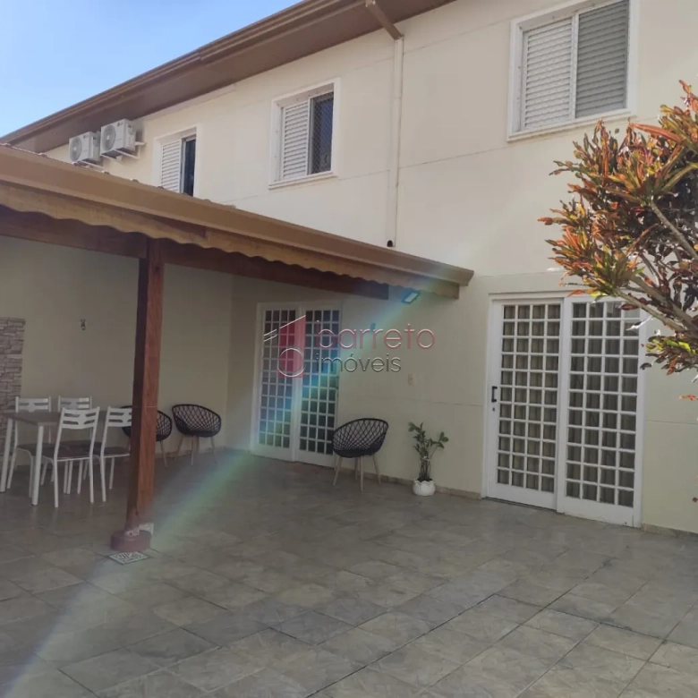 CASA À VENDA NO CONDOMÍNIO RESIDENCIAL DAS PALMEIRAS EM JUNDIAÍ/SP