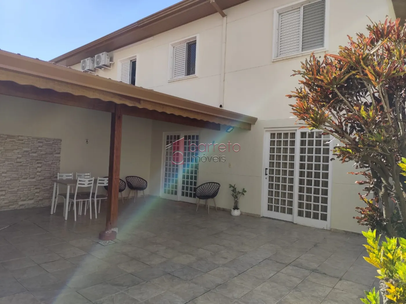 CASA À VENDA NO CONDOMÍNIO RESIDENCIAL DAS PALMEIRAS EM JUNDIAÍ/SP