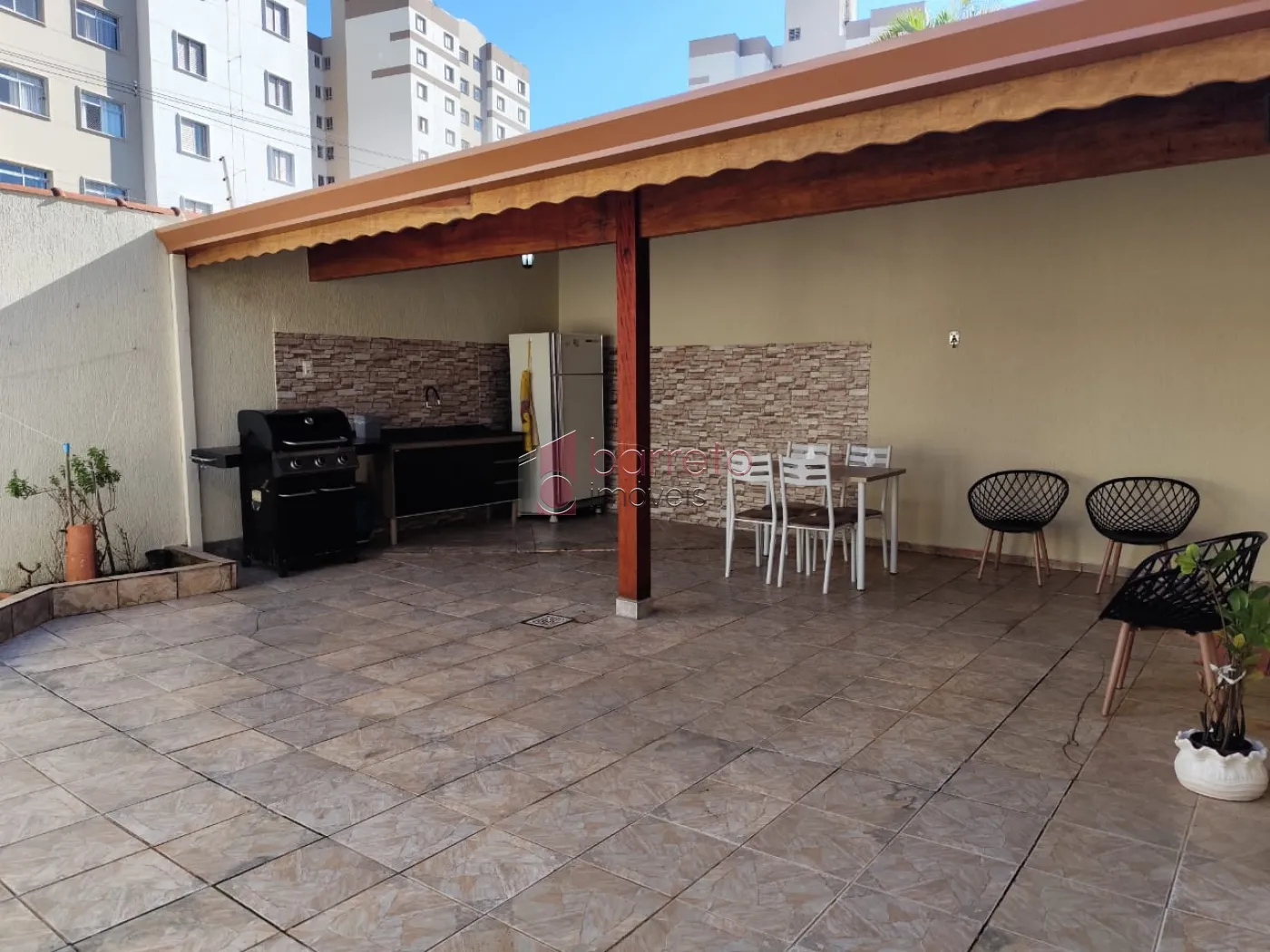 CASA À VENDA NO CONDOMÍNIO RESIDENCIAL DAS PALMEIRAS EM JUNDIAÍ/SP