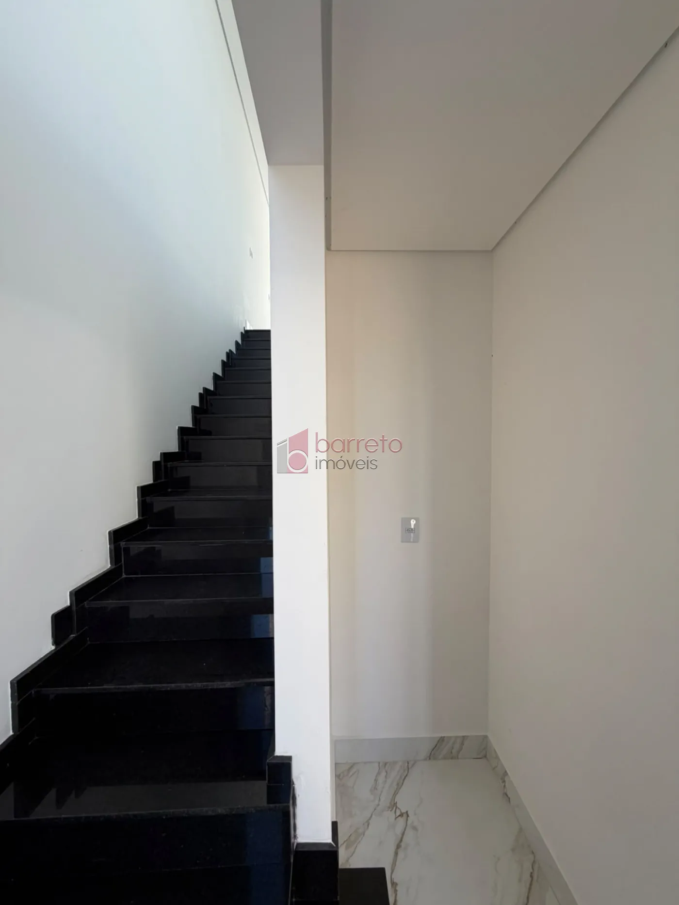 CASA SOBRADO COM 03 QUARTOS À VENDA NO CONDOMÍNIO RESERVA DA MATA – JUNDIAÍ/SP