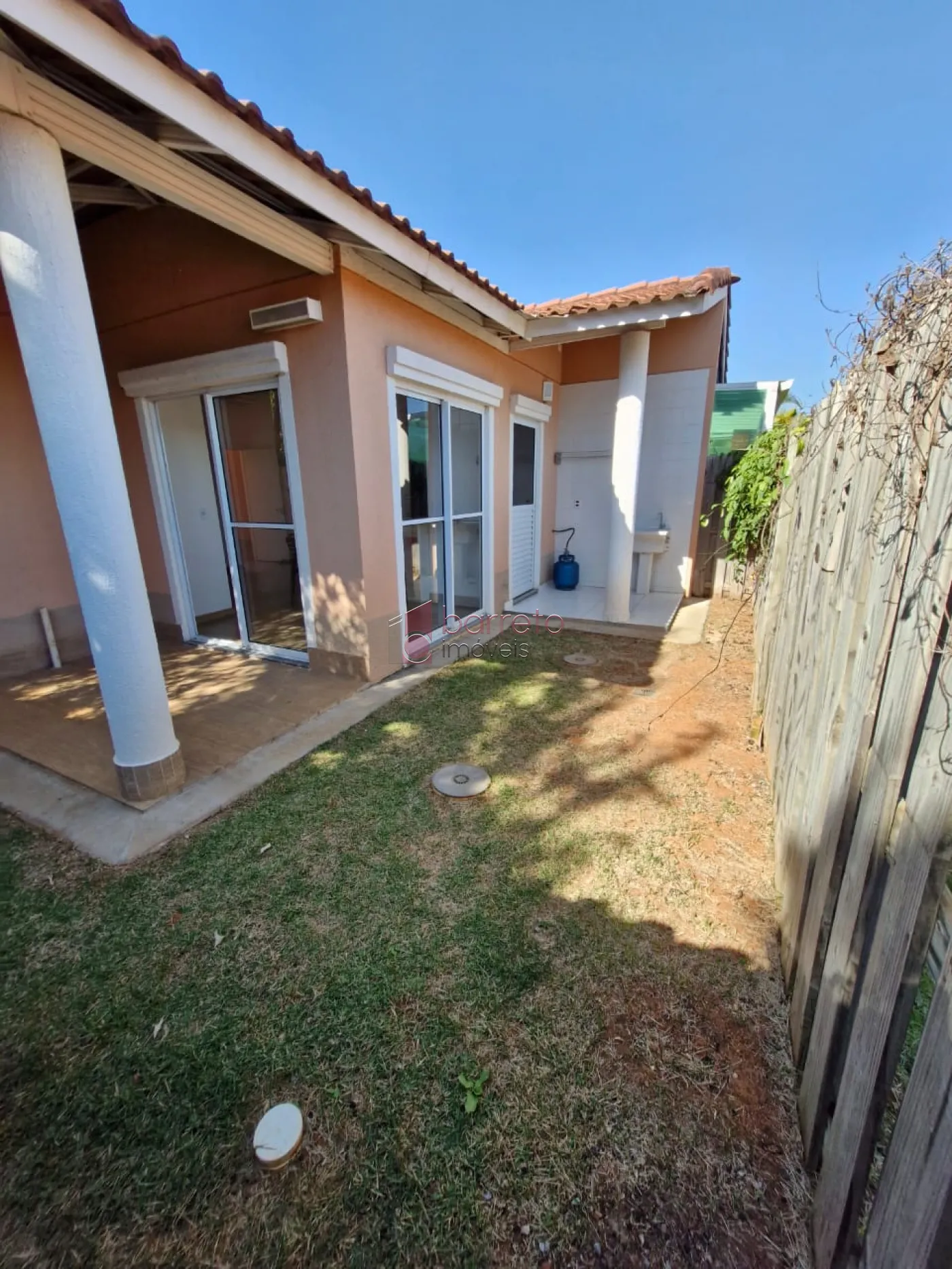 CASA MOBILIADA PARA LOCAÇÃO NO CONDOMÍNIO CASAS DA TOSCANA – JUNDIAÍ/SP
