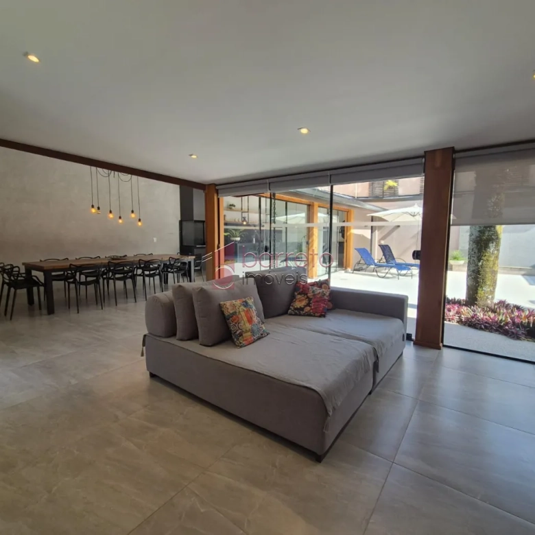 CASA À VENDA NO CONDOMÍNIO PORTAL DO PARAÍSO I – JUNDIAÍ/SP