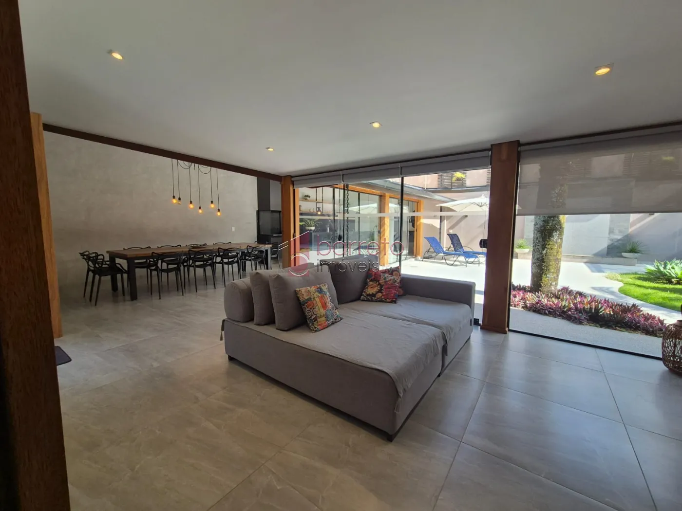 CASA À VENDA NO CONDOMÍNIO PORTAL DO PARAÍSO I – JUNDIAÍ/SP
