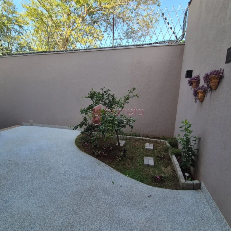 CASA À VENDA NO CONDOMÍNIO PORTAL DO PARAÍSO I – JUNDIAÍ/SP