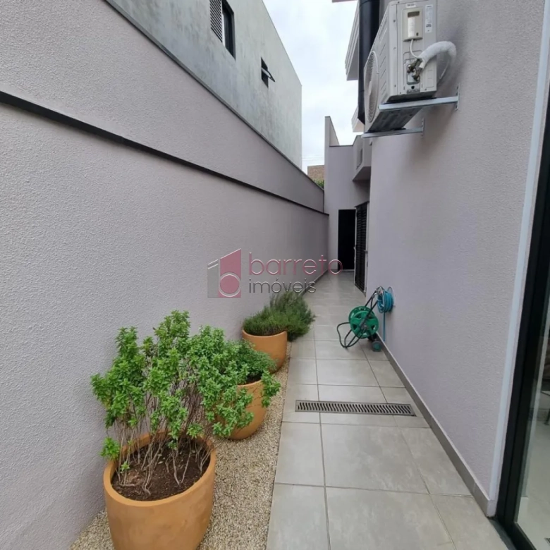SOBRADO PARA LOCAÇÃO E VENDA NO CONDOMÍNIO QUINTA DAS ATÍRIAS – JUNDIAÍ/SP
