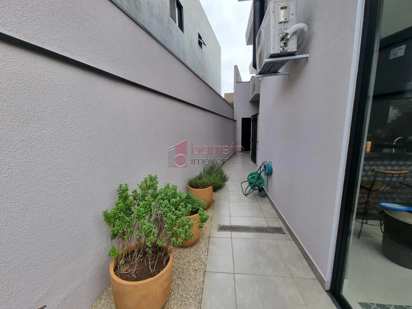 SOBRADO PARA LOCAÇÃO E VENDA NO CONDOMÍNIO QUINTA DAS ATÍRIAS – JUNDIAÍ/SP