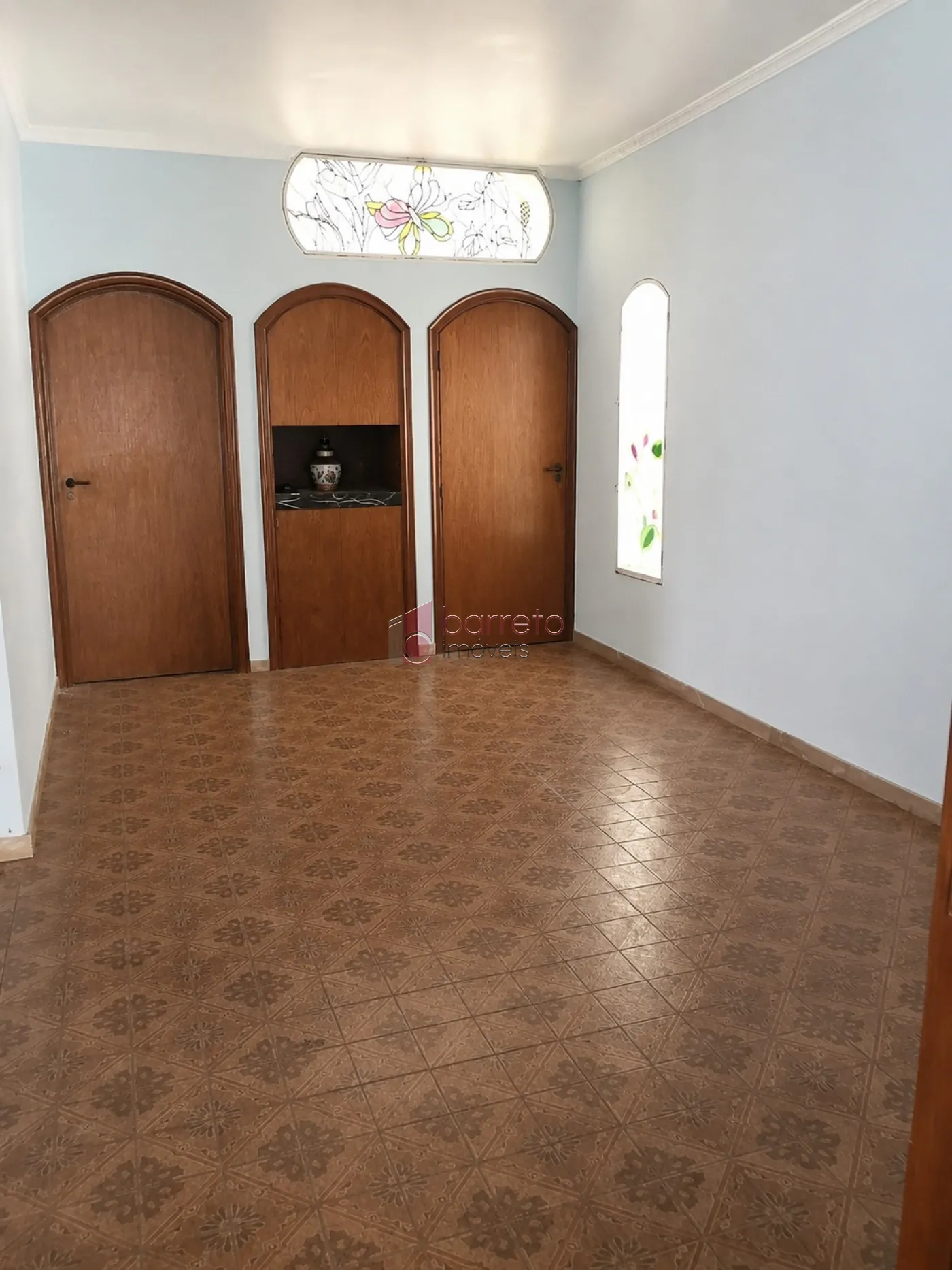 CASA COM EDÍCULA PARA LOCAÇÃO NO ANHANGABAÚ – JUNDIAÍ/SP