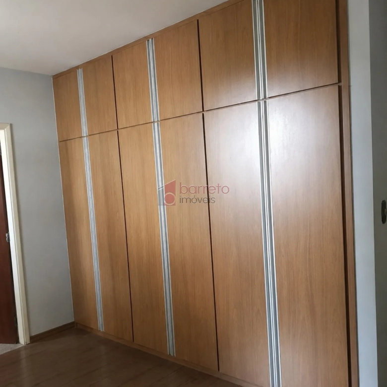 CASA COM EDÍCULA PARA LOCAÇÃO NO ANHANGABAÚ – JUNDIAÍ/SP