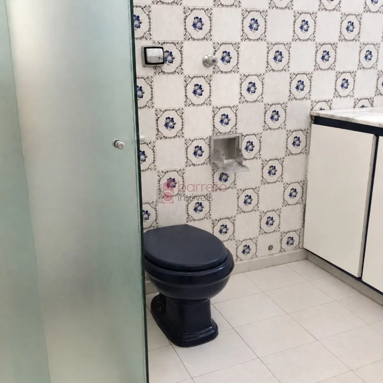 CASA COM EDÍCULA PARA LOCAÇÃO NO ANHANGABAÚ – JUNDIAÍ/SP